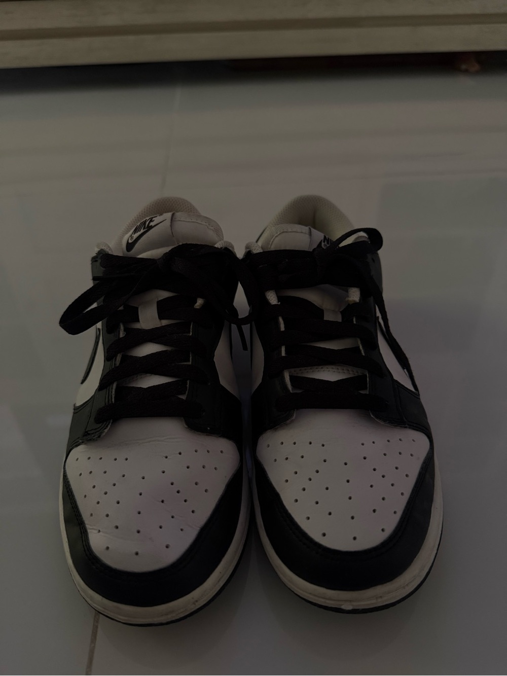 Nike Men’ Black/White Low-Top Sneakers